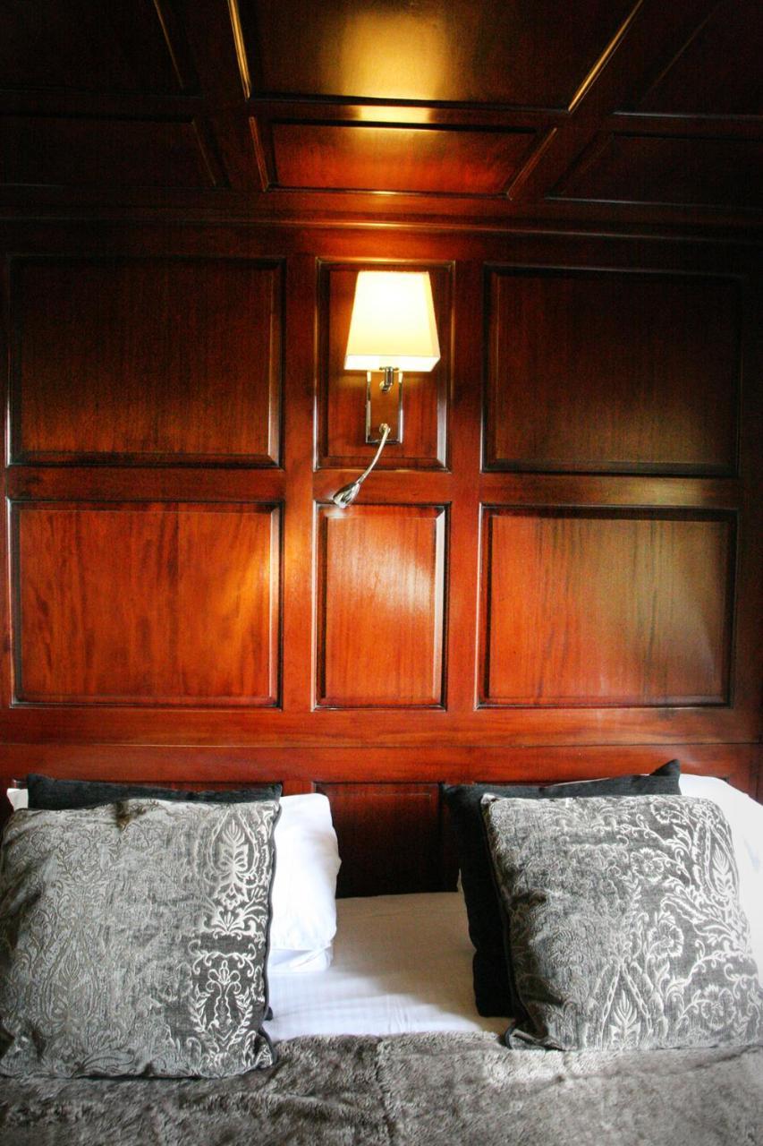 Townhouse Rooms ทรูโร ภายนอก รูปภาพ